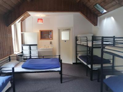 Kings Hostel Dolgellau Exterior photo